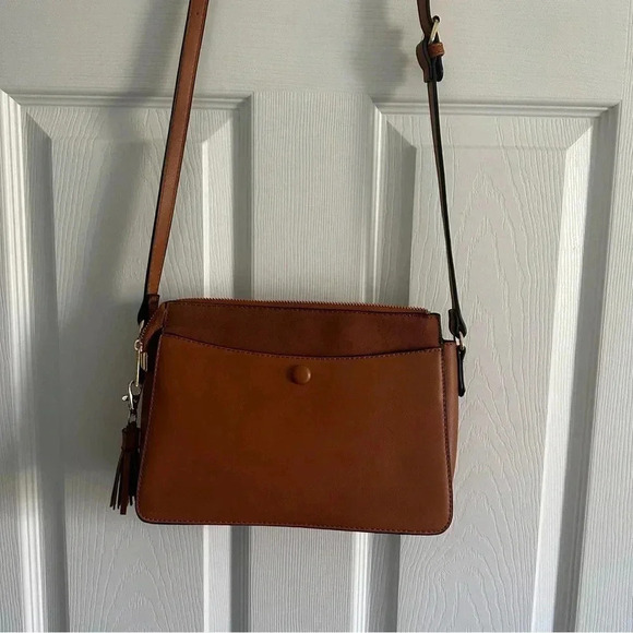 Mellow World Brown Cross Body Purse - Picture 4 of 8